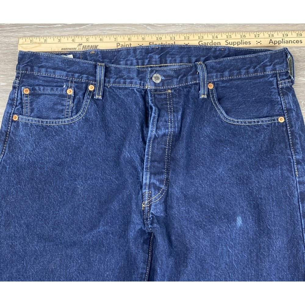 Levi's 501 Straight Leg Jeans Mens Size 38X34 Blue Denim Dark Wash Leather Patch - Picture 4 of 16